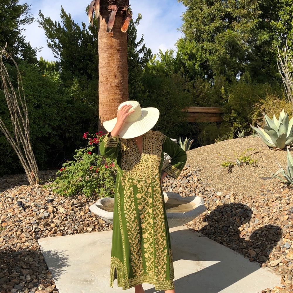 Vintage Green & Gold Embroidered Caftan L/XL